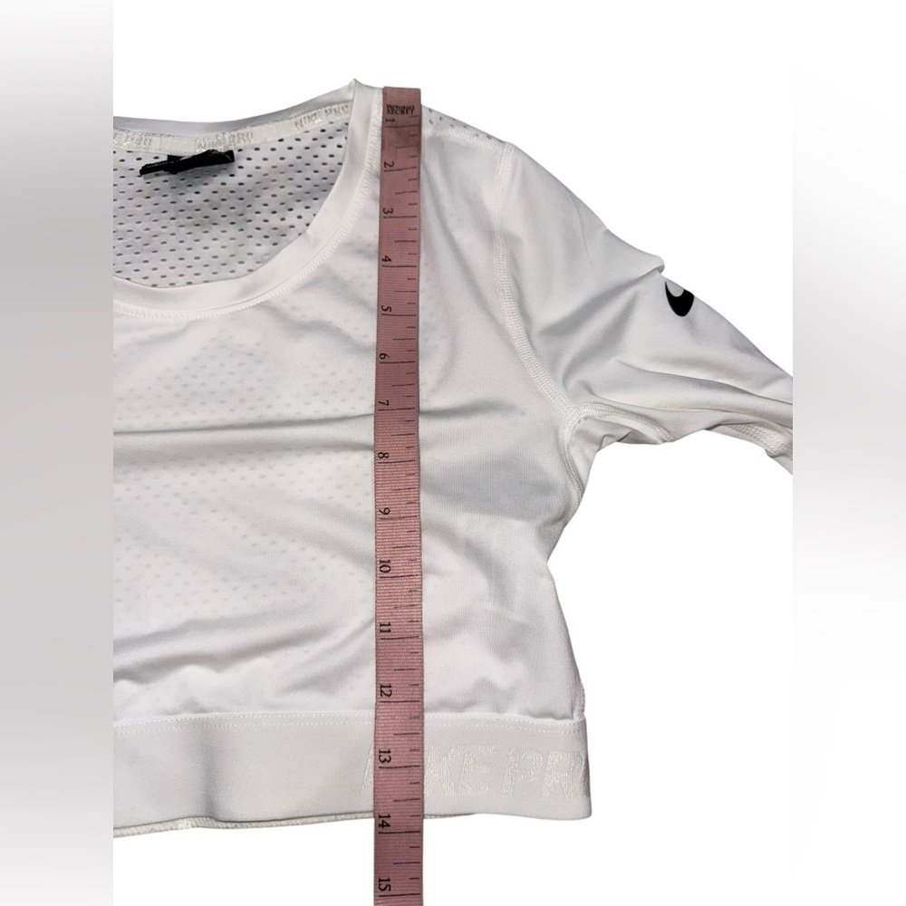 Nike Pro HyperCool White Mesh Long Sleeve Crop Top Size Small - Picture 4 of 7